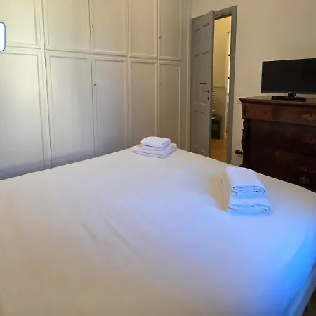 Apartment Rienzo Charme